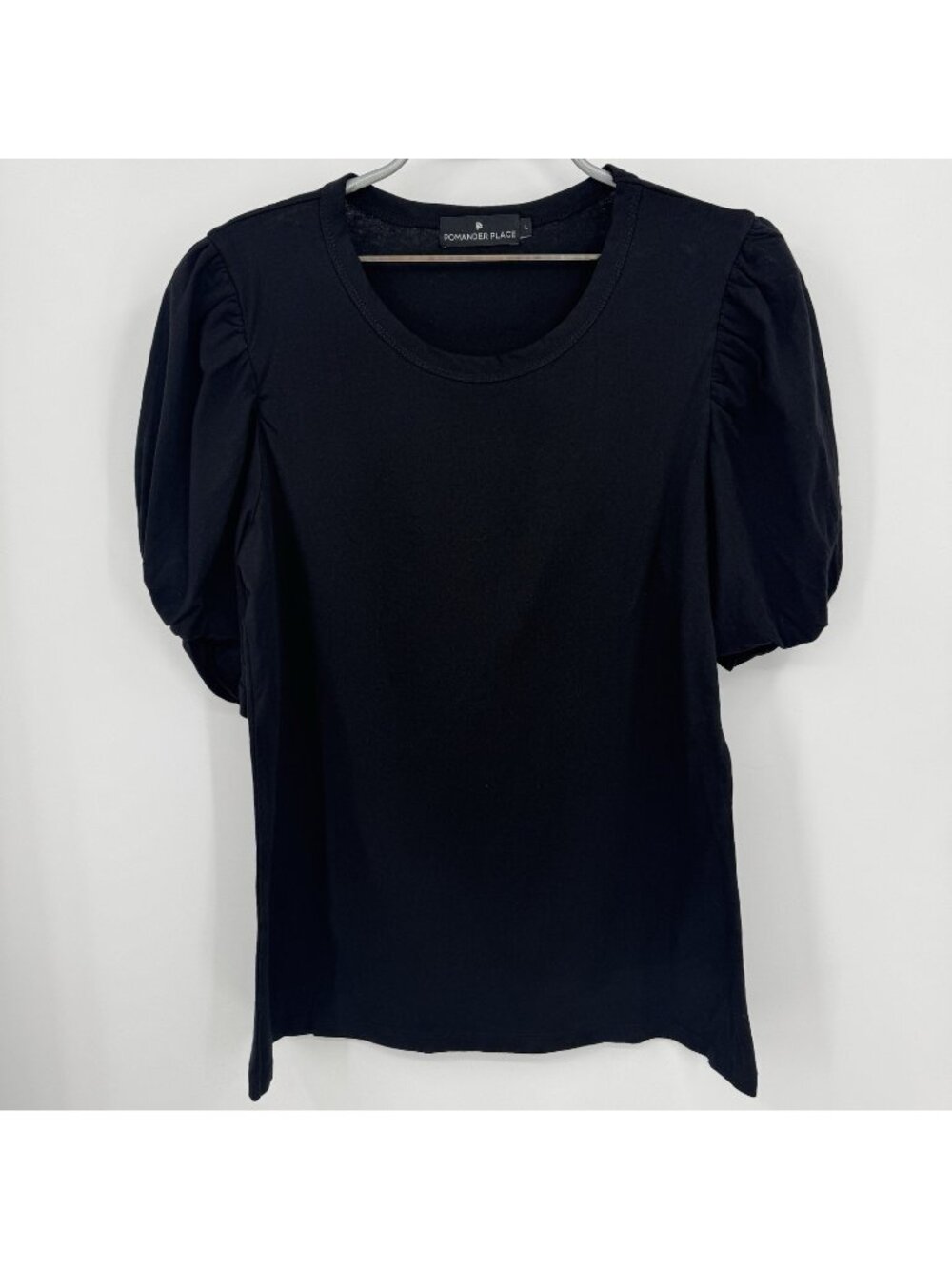 Pomander Place by Tuckernuck Black Vesty Short Sleeve Crew Neck T-Shirt Top sz L